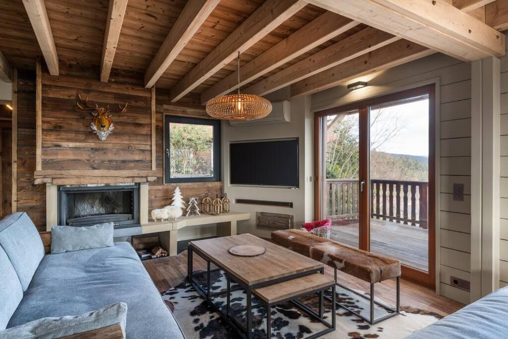 Luxueux Chalet Avec Vue Sur Les Pistes Et Le Hohneck Le Tholy Luaran gambar